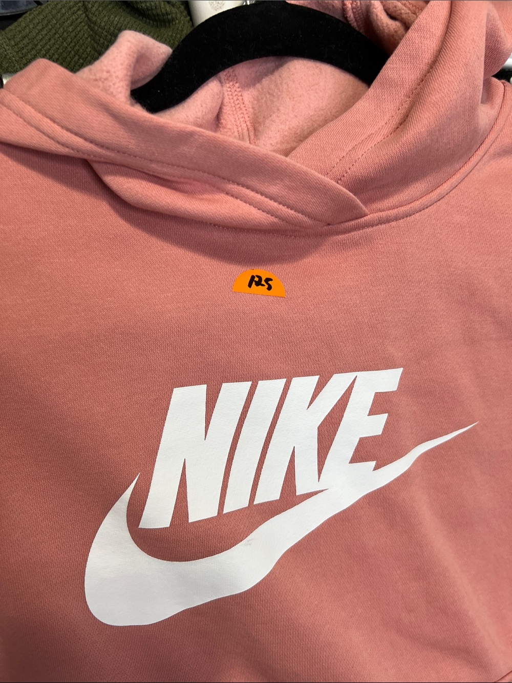 125